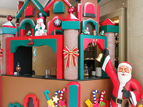 Santa in Dubai