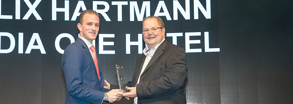 Der Award geht an – Felix Hartmann!