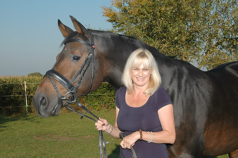 Karin mit Pferd