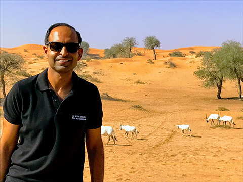 Amit Arora mit Oryx-Antilopen