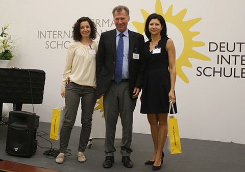 Helmut Jolk mit Rima Noah und Manuela Meitza