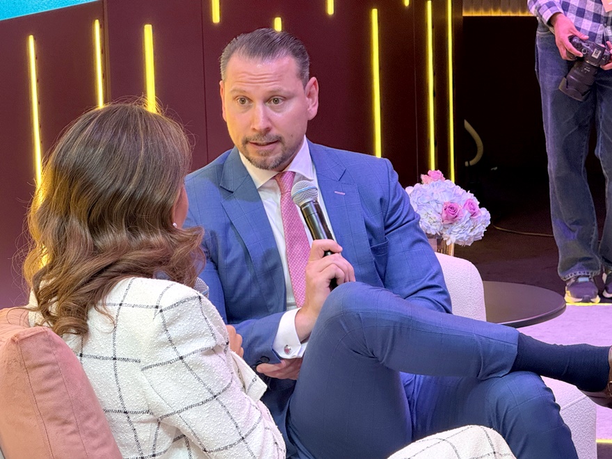 Interview Max
