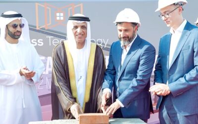 Herrscher von Ras Al Khaimah weiht neue Produktionsstätte ein