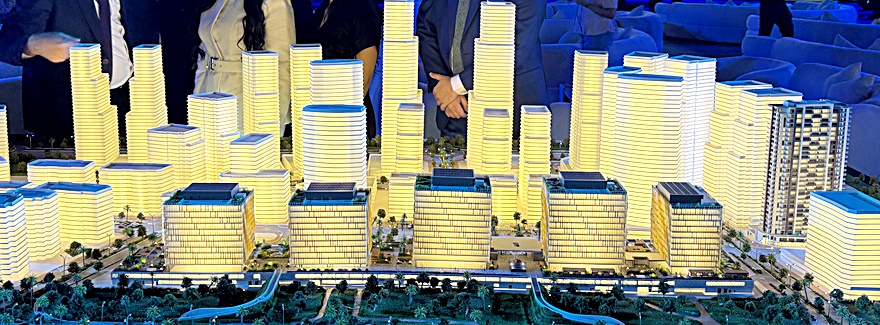 Enthüllung des Projekts RAK Central