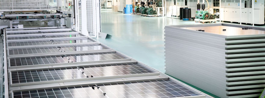 Produktionsstätte für Solarmodule und gebäudeintegrierte Photovoltaik 